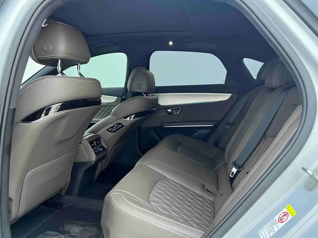 BYD Han — миниатюра 4
