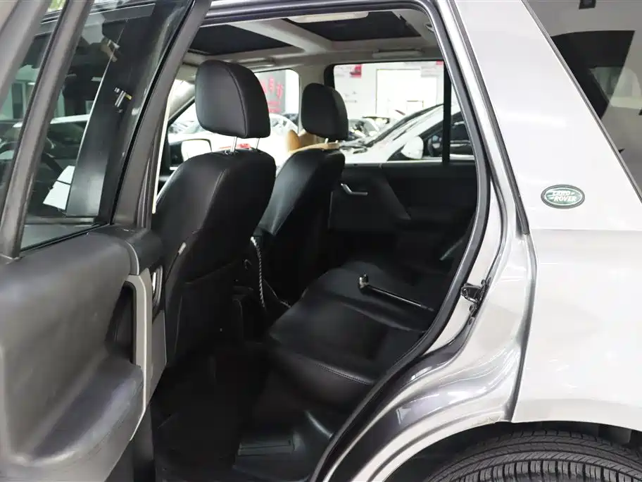 Land Rover 2 007 3.2L