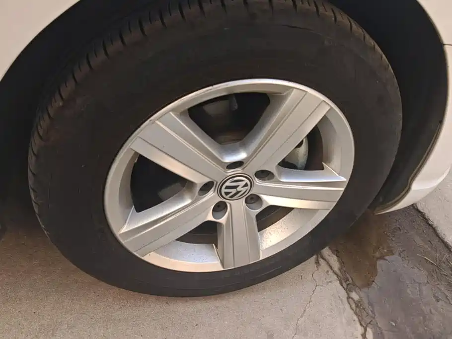 Volkswagen Lamando — миниатюра 6