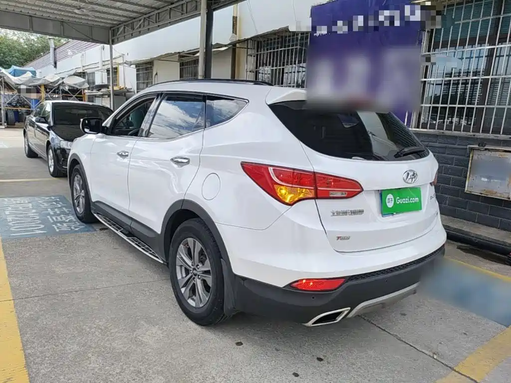 Hyundai Santa Fe — миниатюра 5