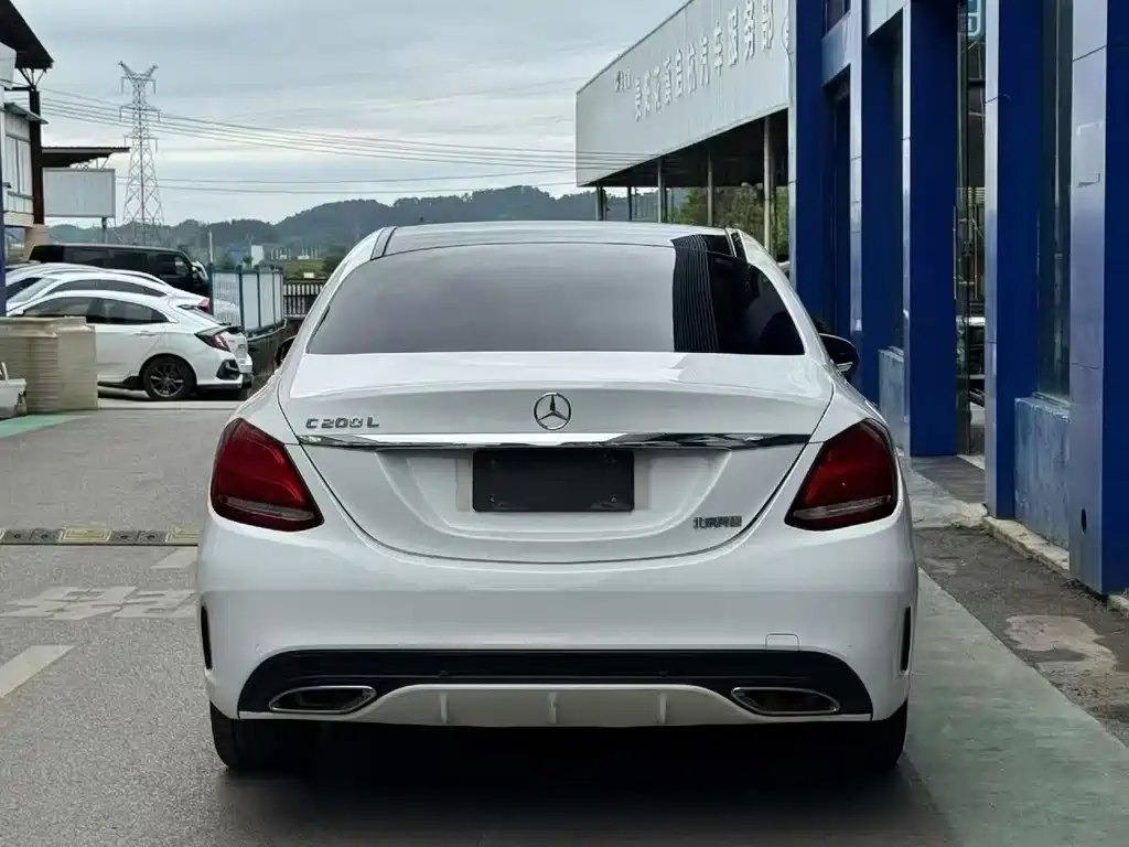 Mercedes-Benz C-Class — миниатюра 8