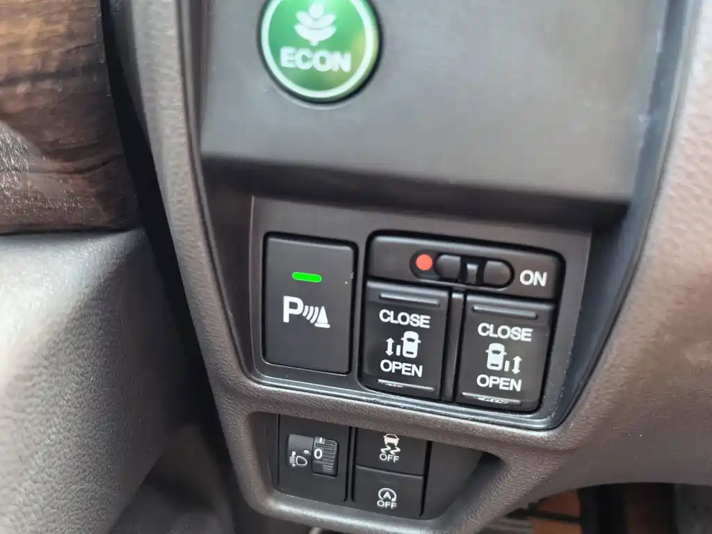 Honda Odyssey — миниатюра 12