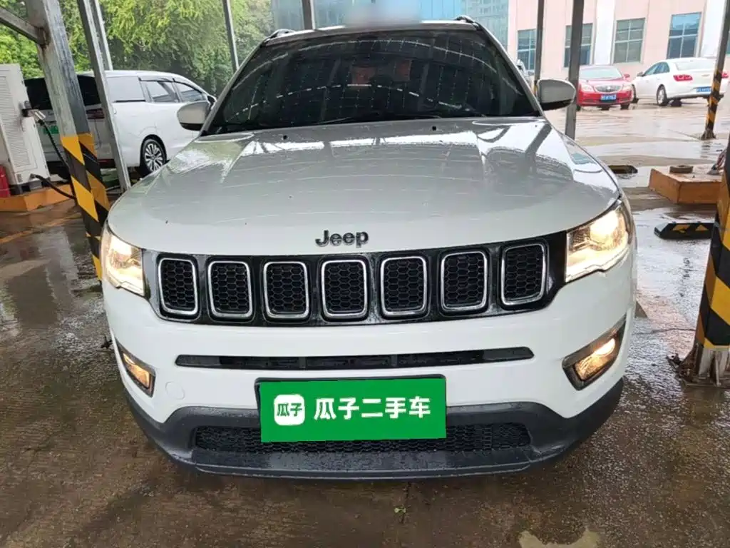 Jeep Compass — миниатюра 3