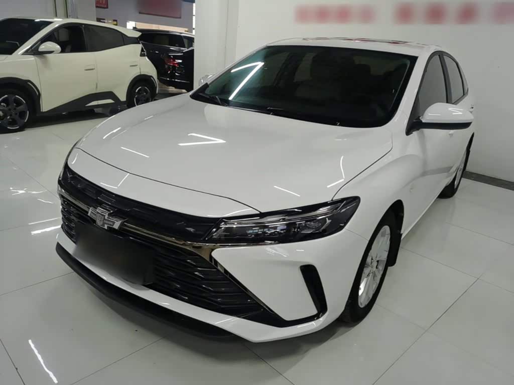 Chevrolet Monza 1.5 л 2023 г. Белый, пробег 43500 км