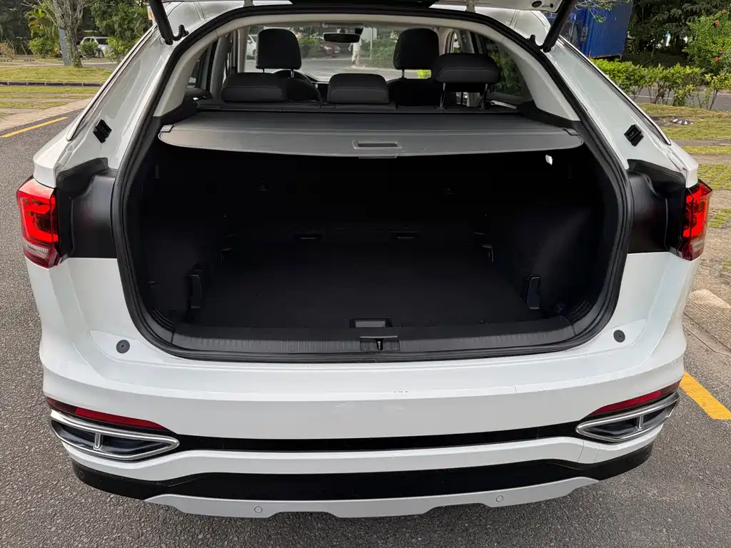 Volkswagen X — миниатюра 14