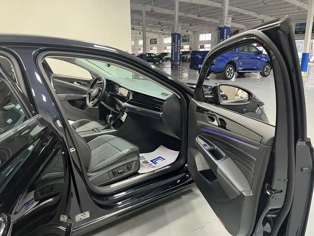 Volkswagen Passat — миниатюра 13