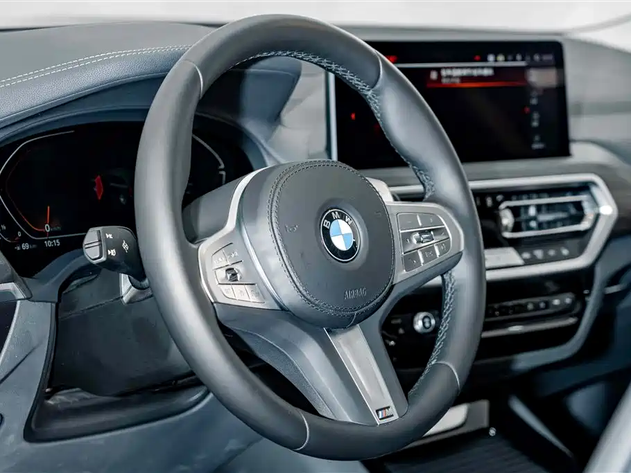 BMW X3 — миниатюра 9