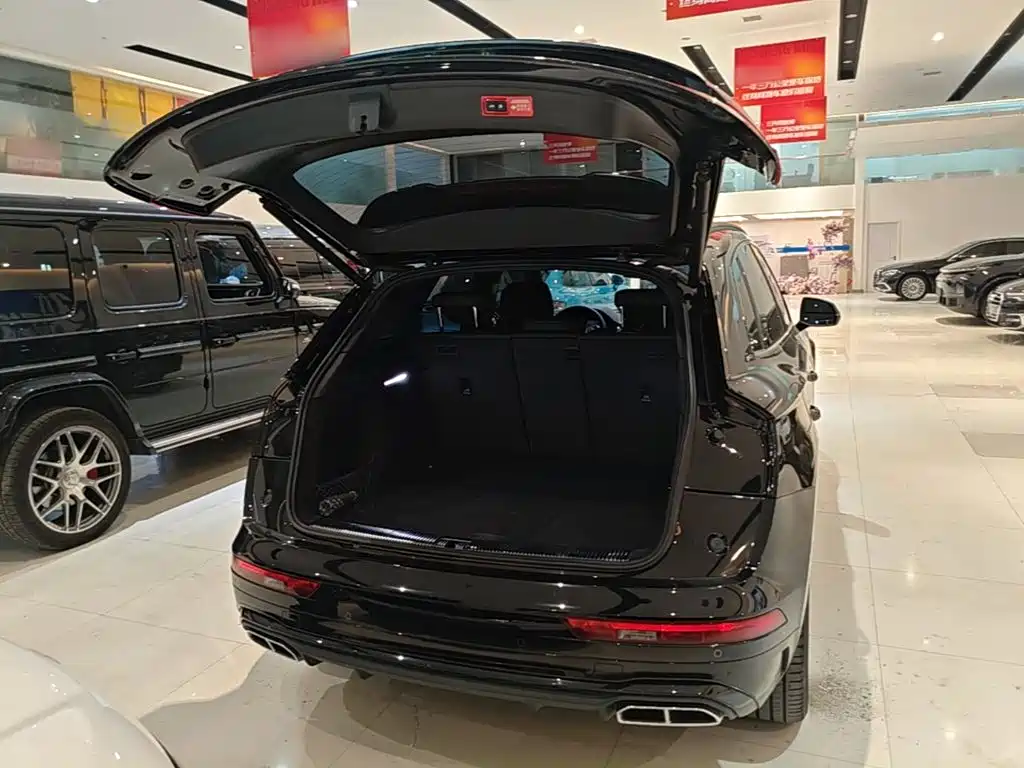 Audi Q5L — миниатюра 19