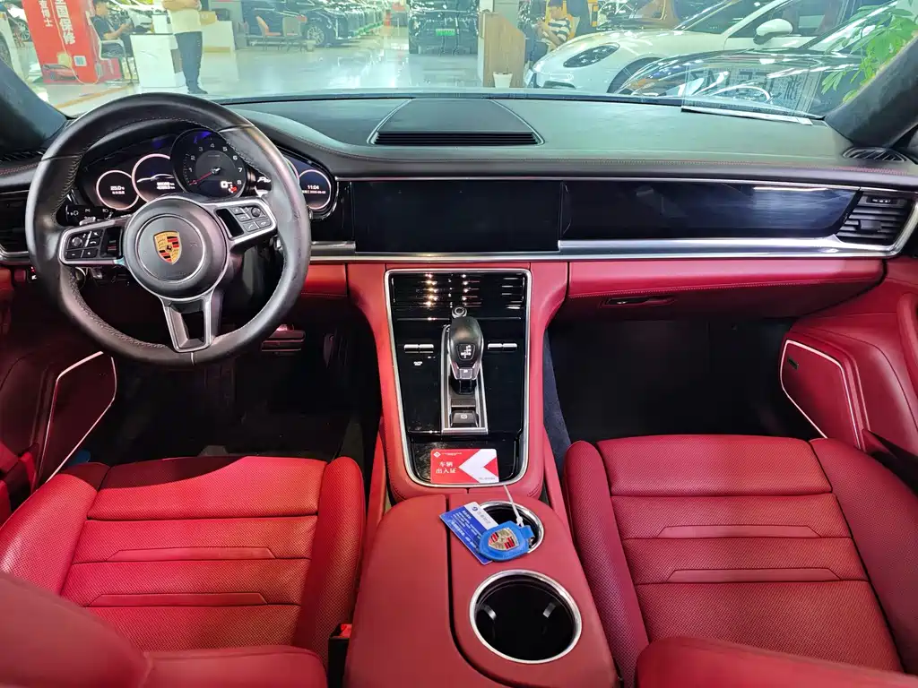 Porsche Panamera — миниатюра 8