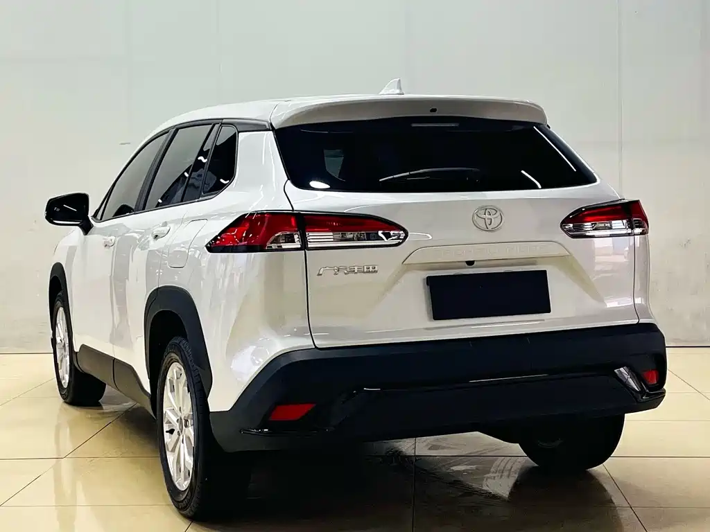 Toyota Frontlander — миниатюра 6