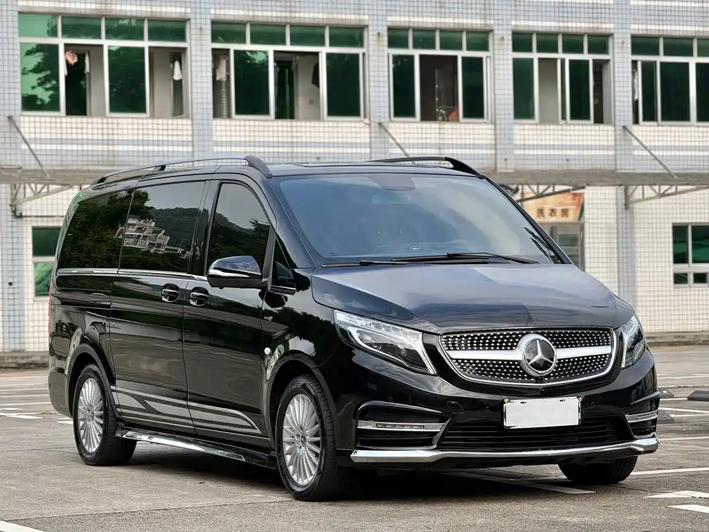 Mercedes-Benz V-Class (Import) — миниатюра 3