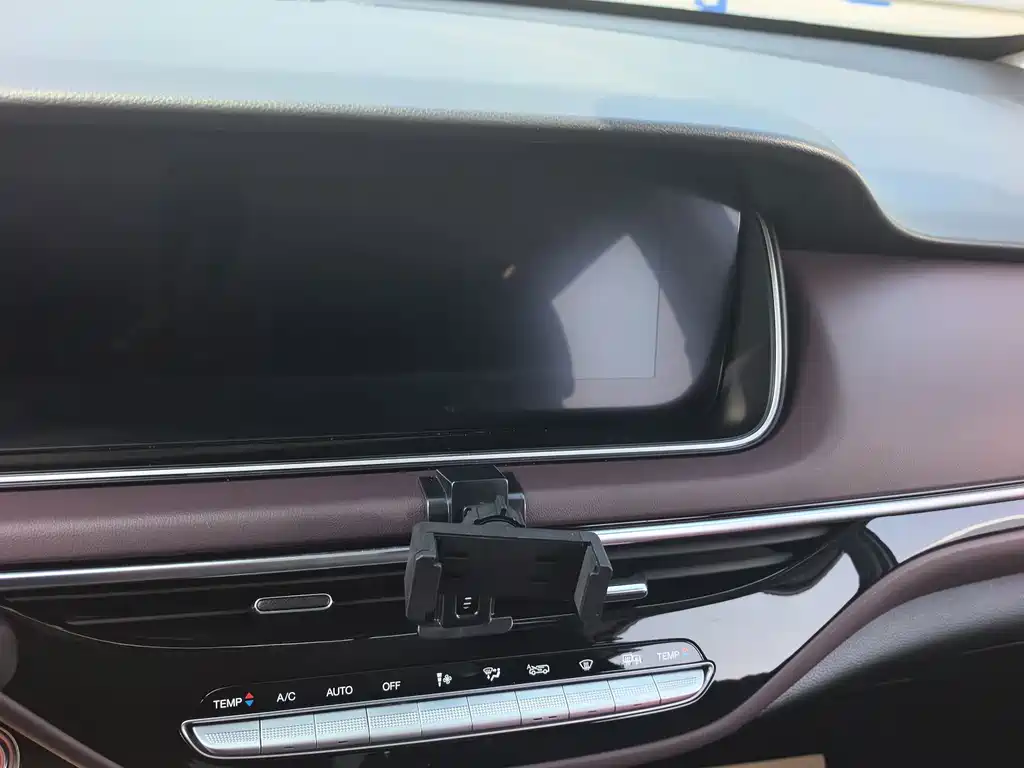 GAC Motor Trumpchi M6 — миниатюра 10