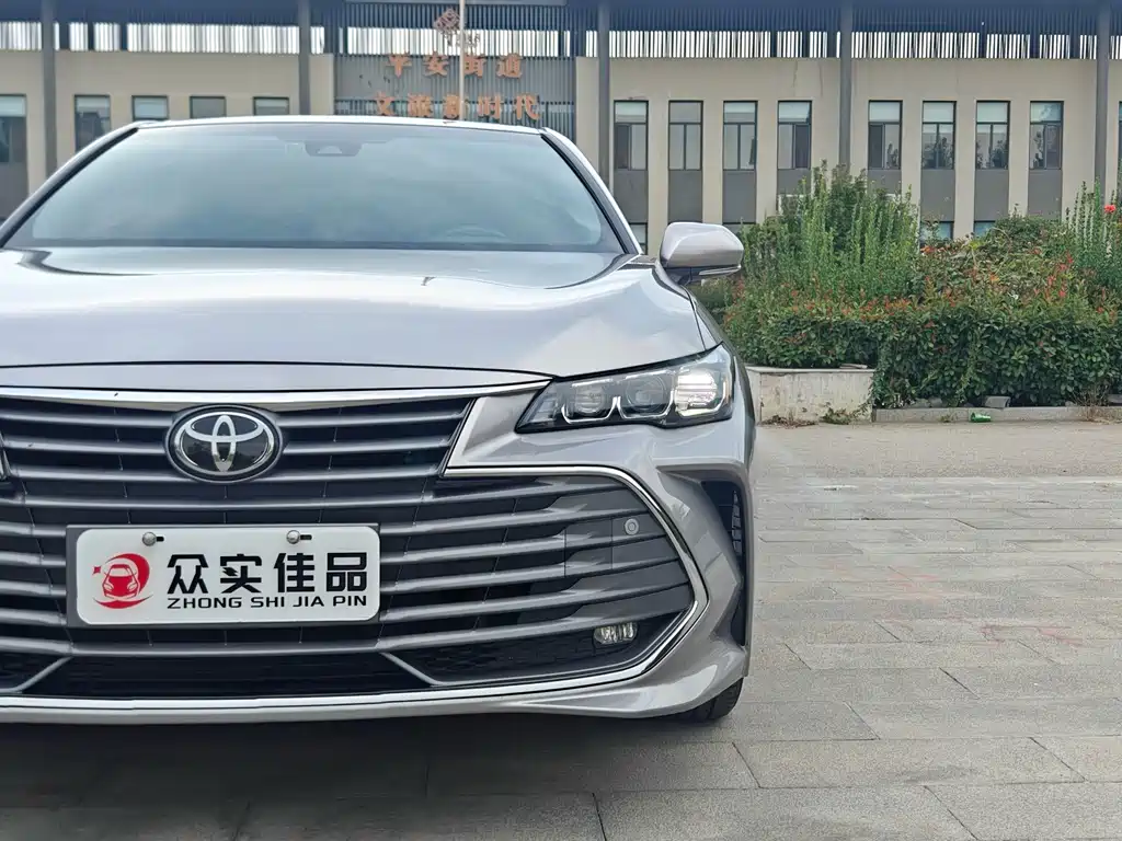 Toyota Avalon — миниатюра 24