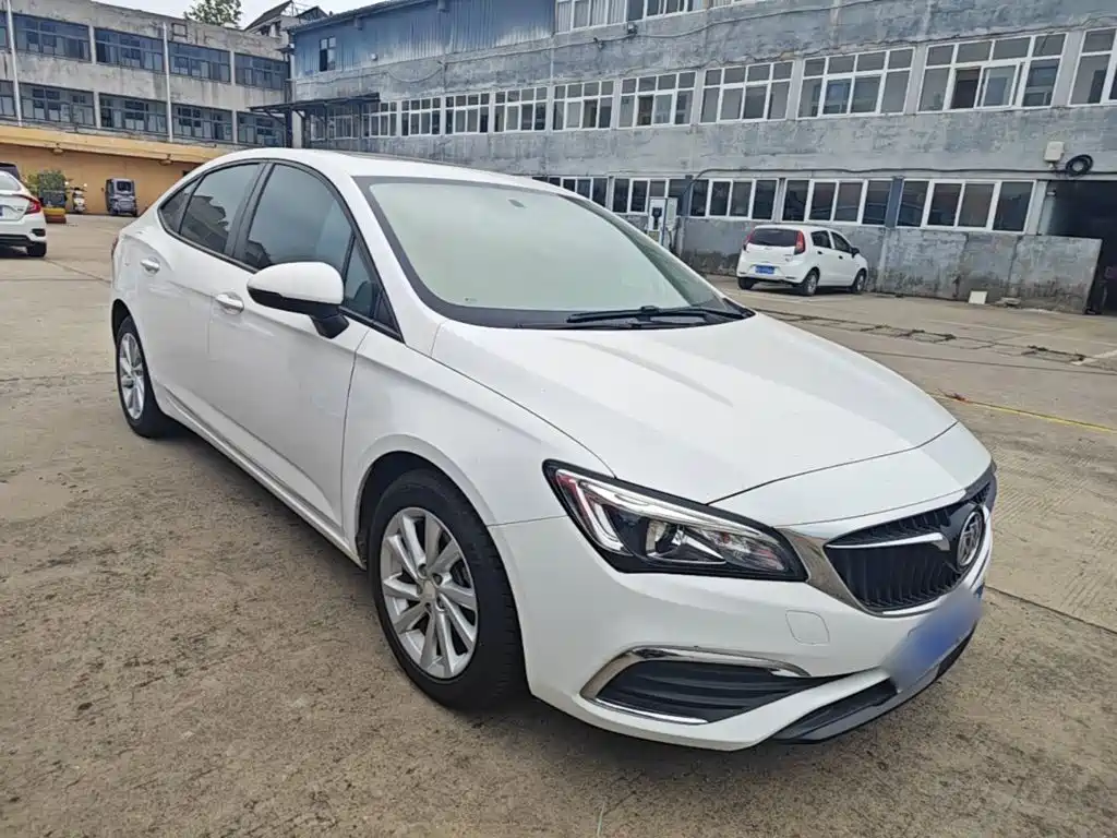 Buick Verano — миниатюра 4