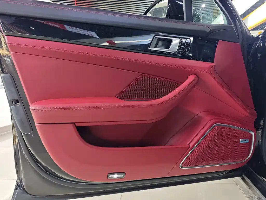 Porsche Panamera — миниатюра 5