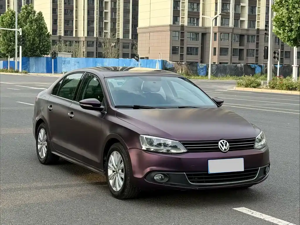 Volkswagen Sagitar 2015
