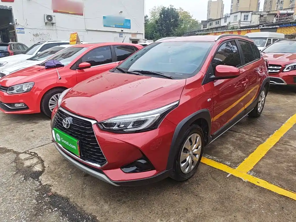 Toyota Yaris L — миниатюра 2
