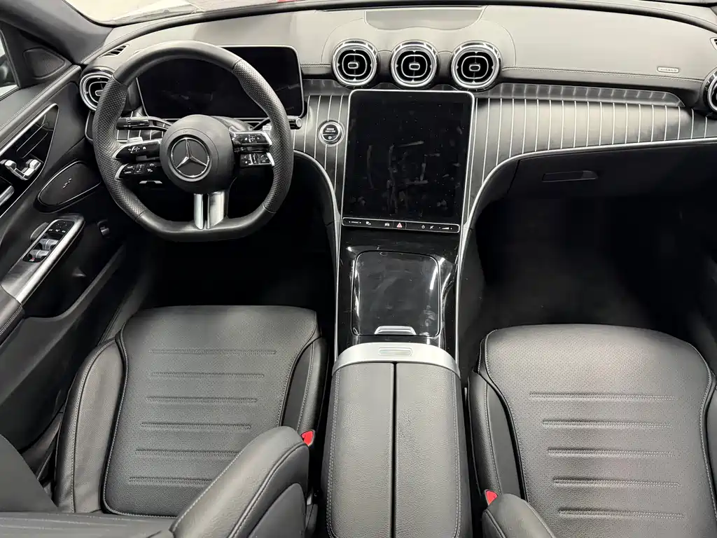 Mercedes-Benz C-Class — миниатюра 10