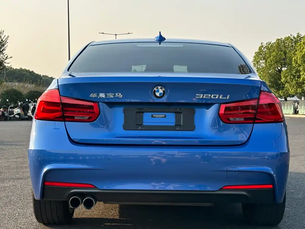 BMW 3 Series — миниатюра 4