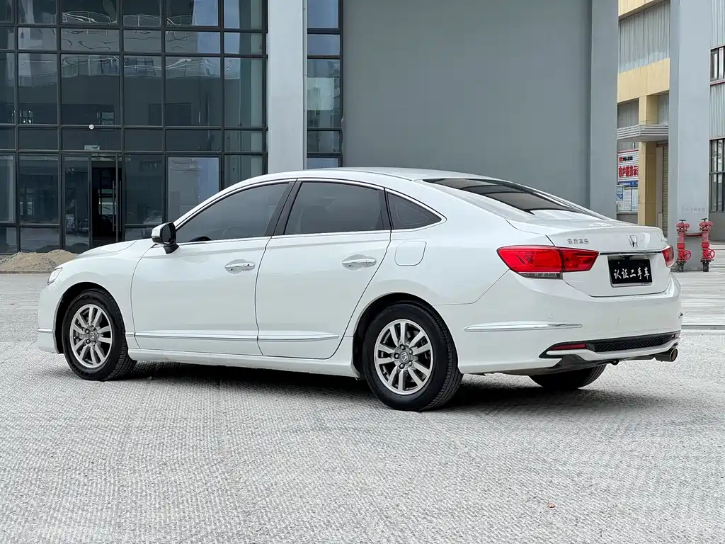 Honda Spirior — миниатюра 4