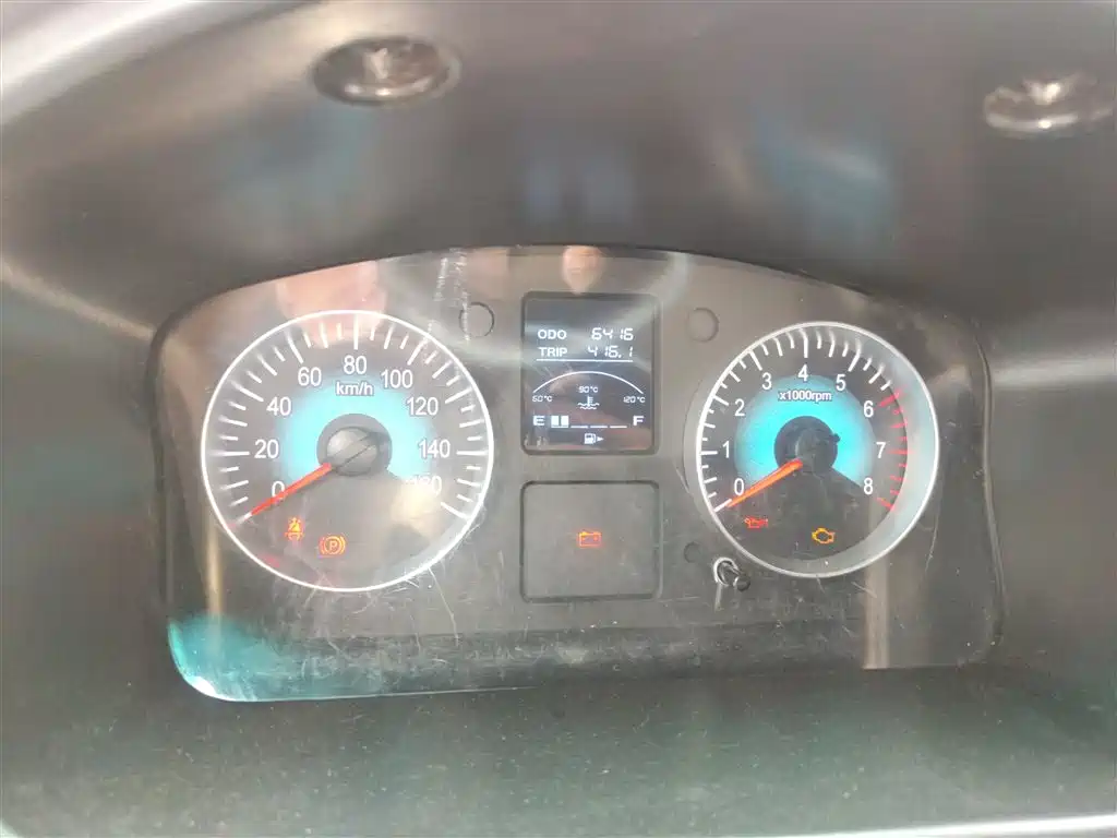 Jinbei X30 2023 1.5L 5/6/7 мест SWC15M