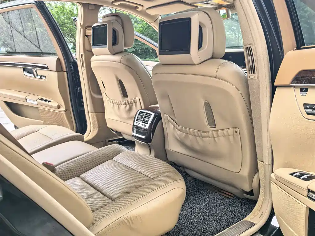 Mercedes-Benz S-Class S 2010 S 300 L Luxury