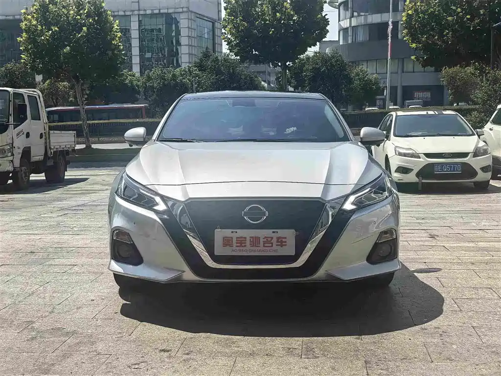 Nissan Teana — миниатюра 2