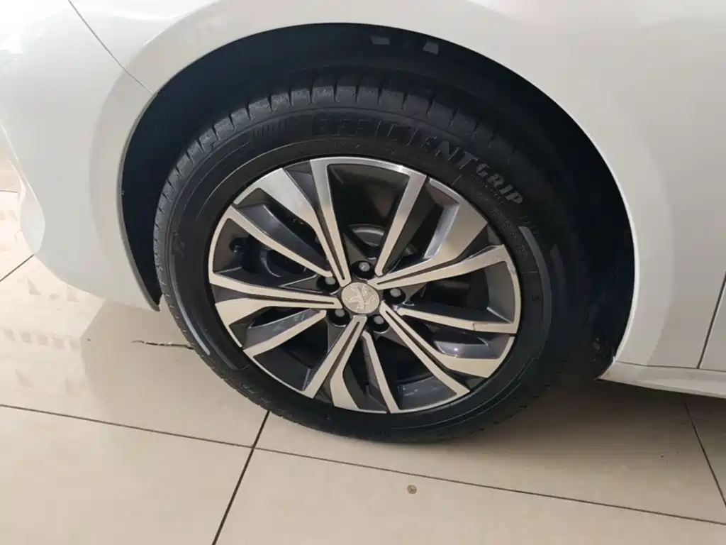 Peugeot 508 — миниатюра 25