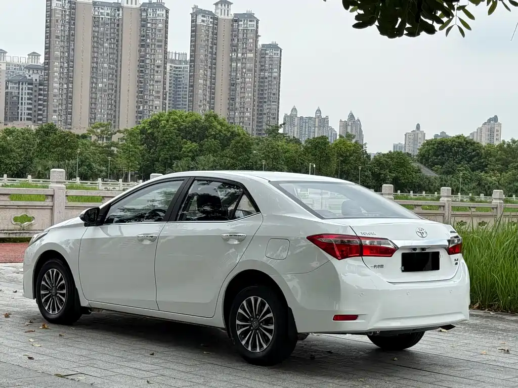 Toyota Corolla — миниатюра 7