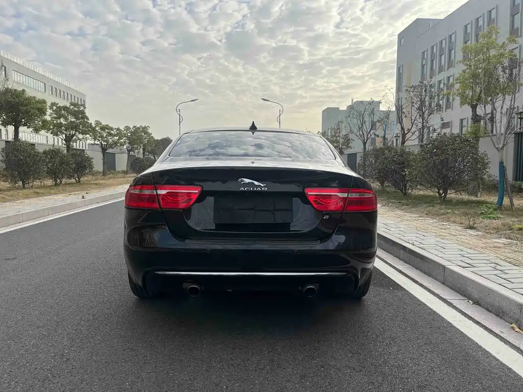 Jaguar XEL — миниатюра 8