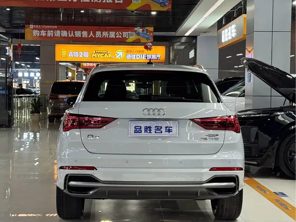 Audi Q3 — миниатюра 5