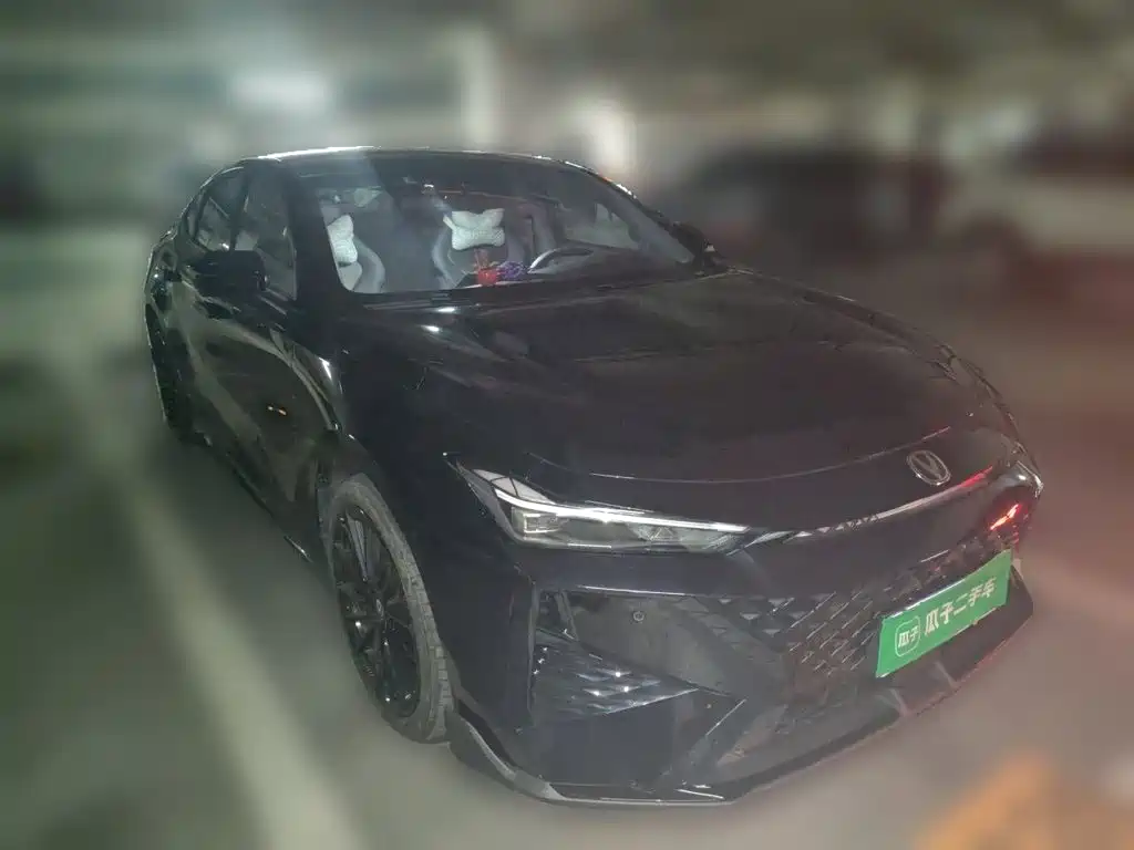 Changan UNI-V — миниатюра 3