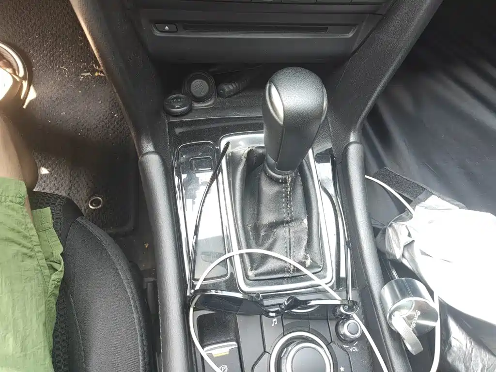 Mazda 3 Axela — миниатюра 10