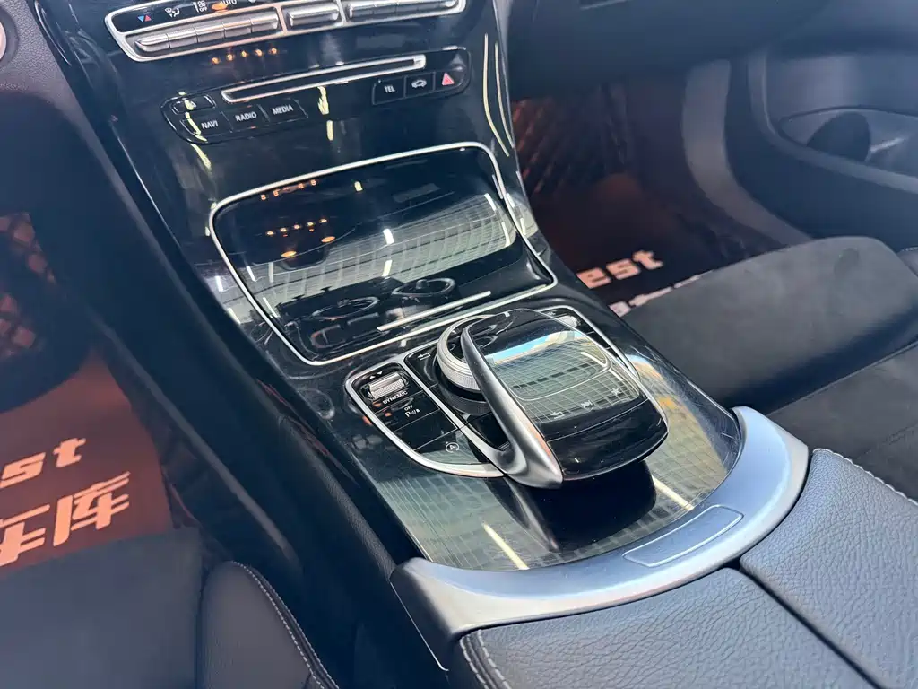 Mercedes-Benz C-Class — миниатюра 15