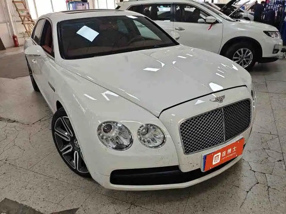 Bentley Flying Spur — миниатюра 2