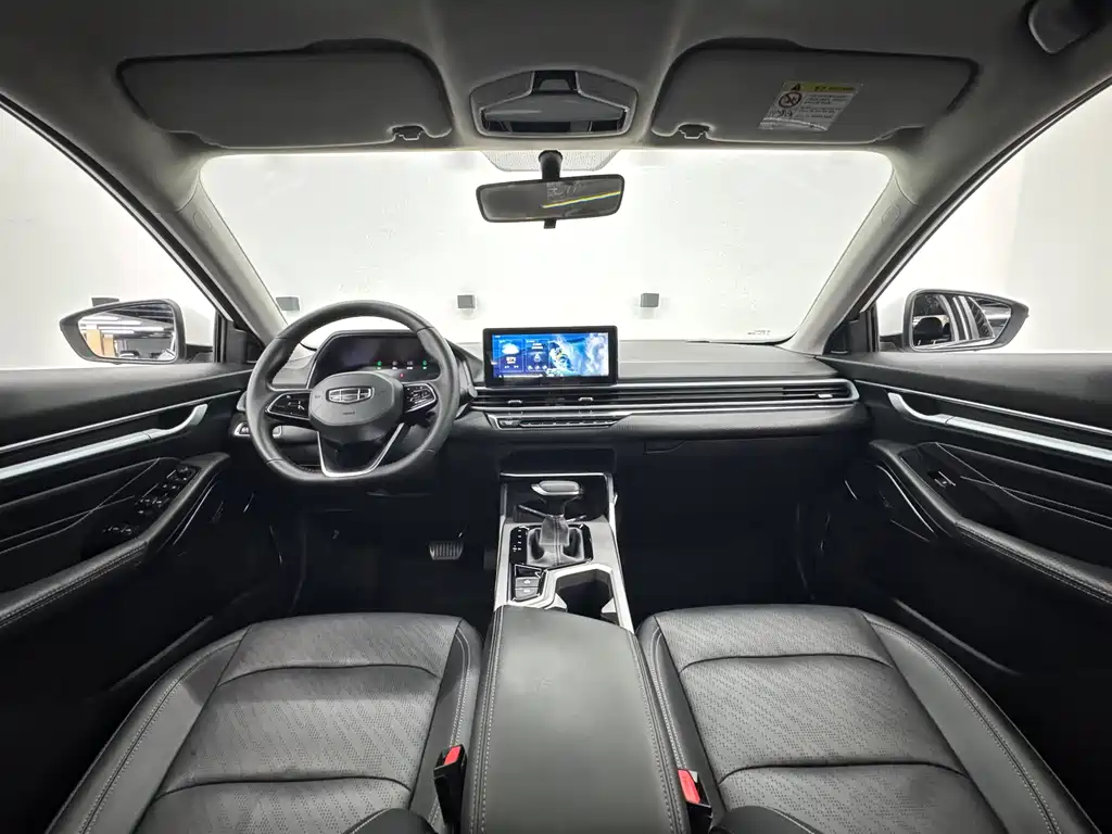 Geely Emgrand — миниатюра 8