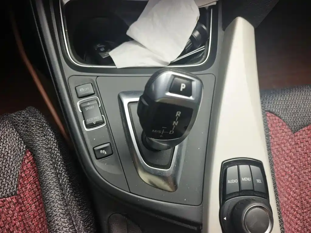 BMW 3 Series — миниатюра 7