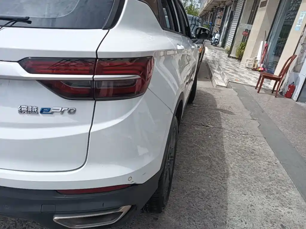 Geely Binyue NEV — миниатюра 8