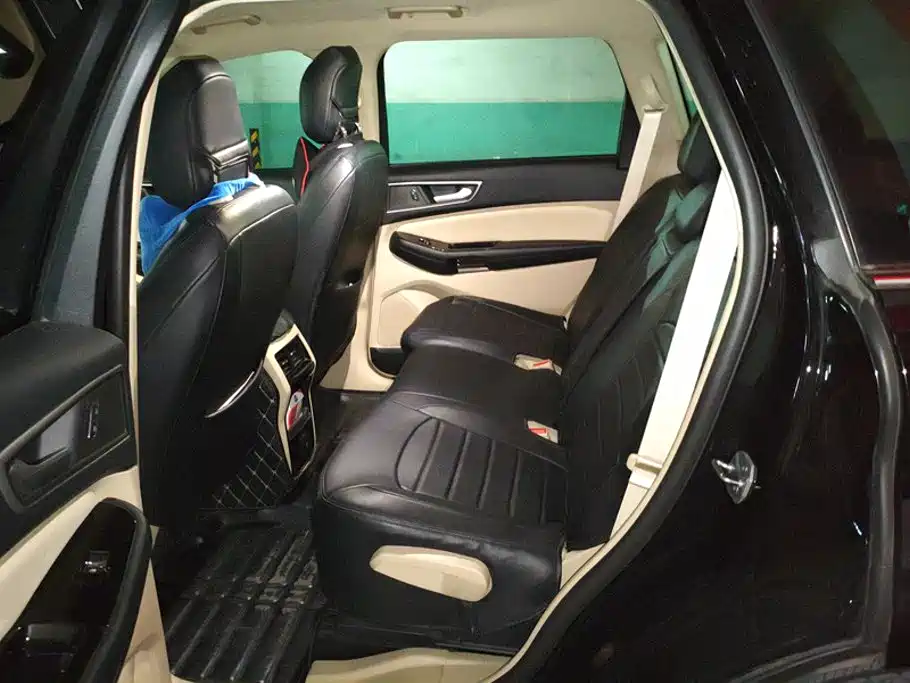 Ford Edge — миниатюра 11