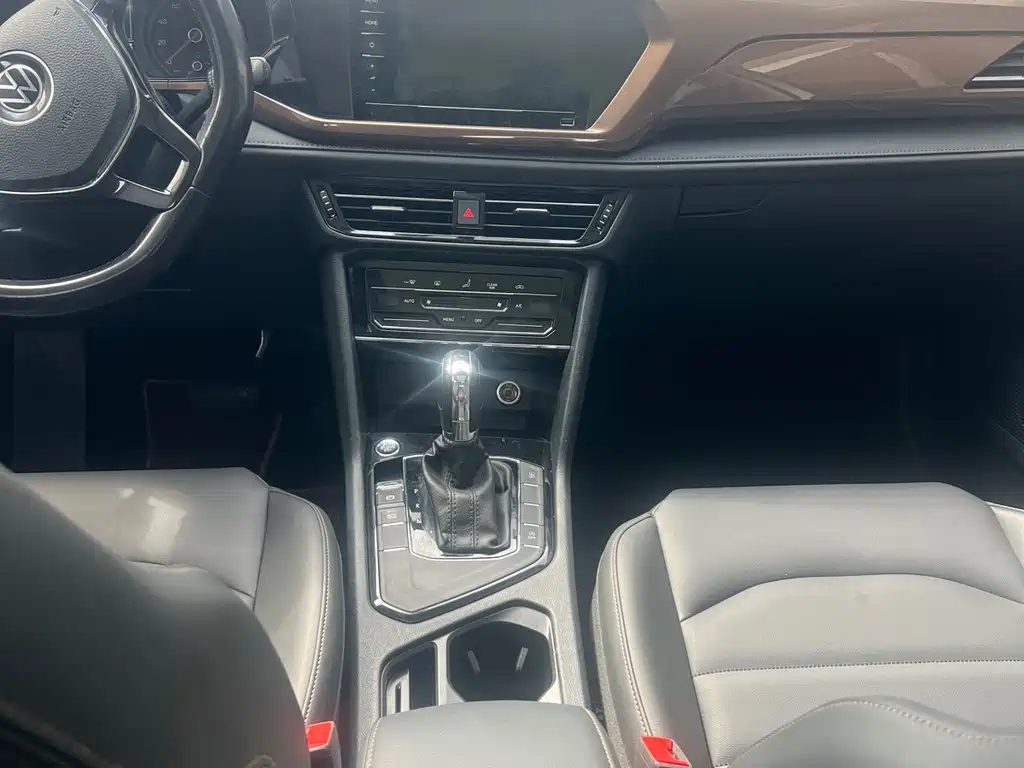 Volkswagen Tharu — миниатюра 10