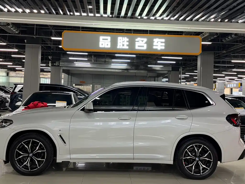 BMW X3 — миниатюра 3