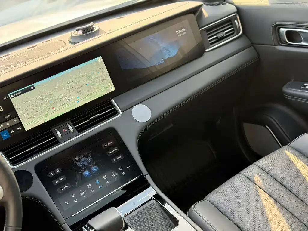 Li Auto Li ONE — миниатюра 5
