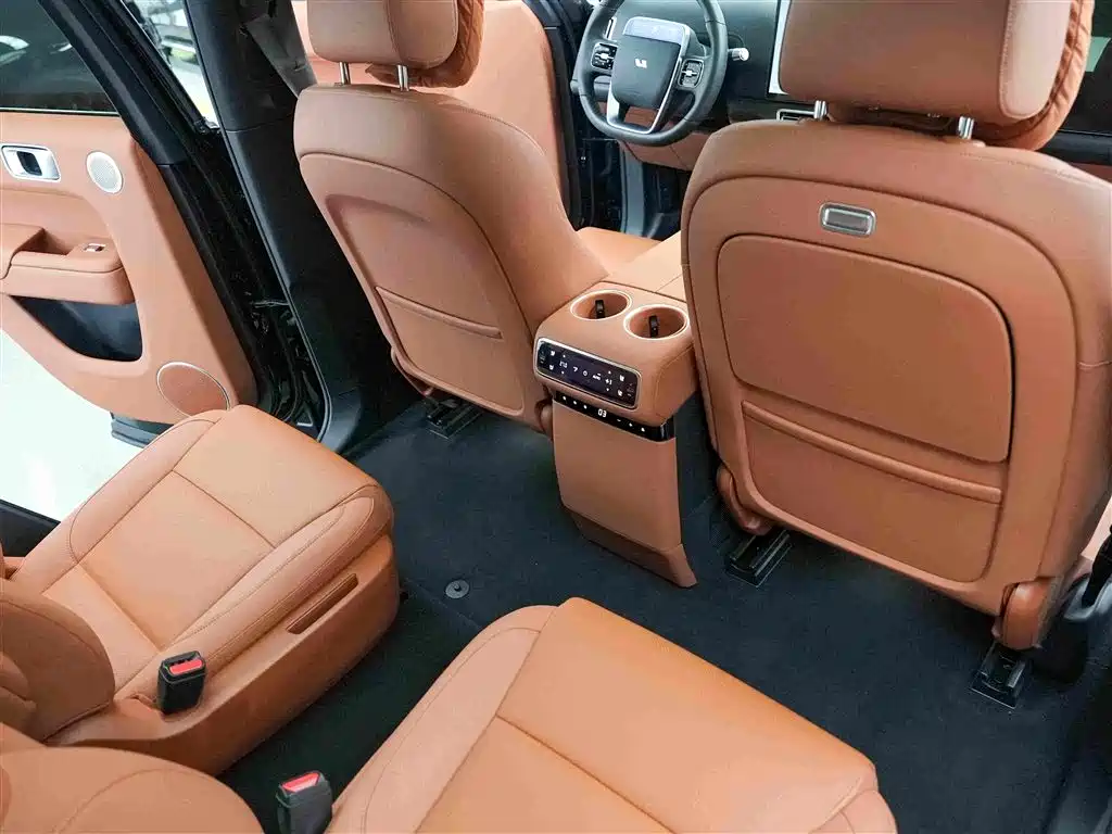 Li Auto Li L8 — миниатюра 11