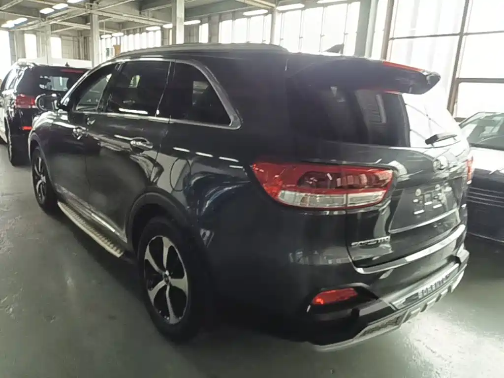 Kia Sorento — миниатюра 5