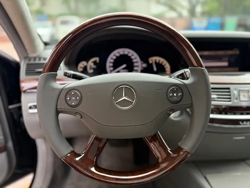 Mercedes-Benz S-Class — миниатюра 23