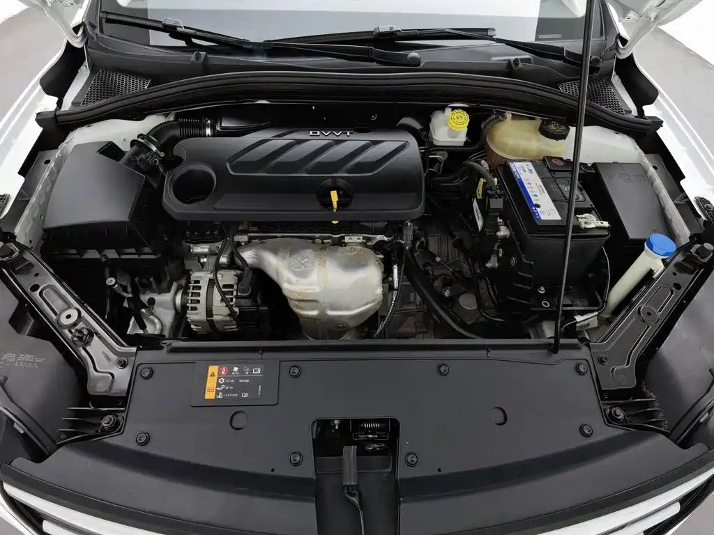 Roewe i5 — миниатюра 6