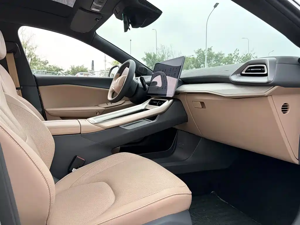 Arcfox Alfa Romeo S5 S5 2025 668MAX 200kW