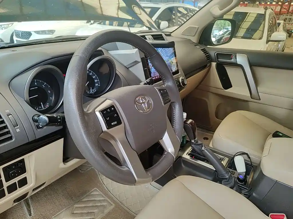 Toyota Prado — миниатюра 11