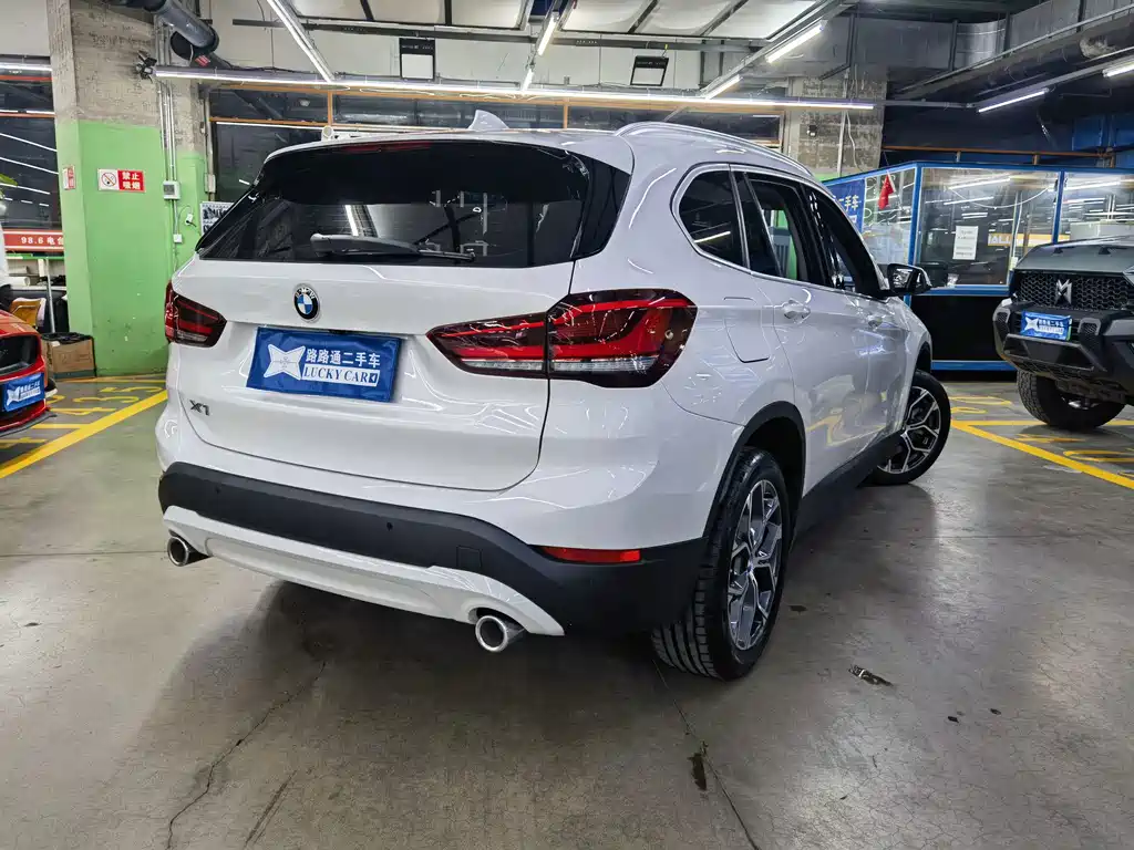 BMW X1 — миниатюра 6