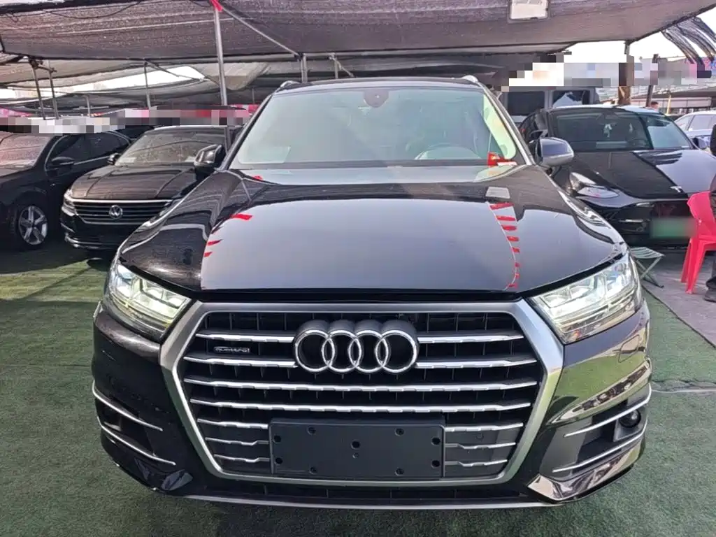Audi Q7 — миниатюра 3